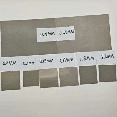 Corrosiebestendigheid Nikkelvezel gefilterde hellingsstructuur voor batterijgebruik